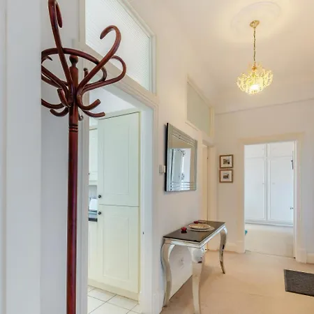 1 Bed In Whitby Oc-S29075 * 휫비