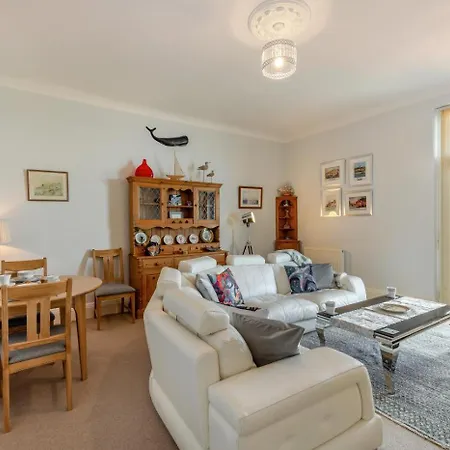 アパート Seaview I